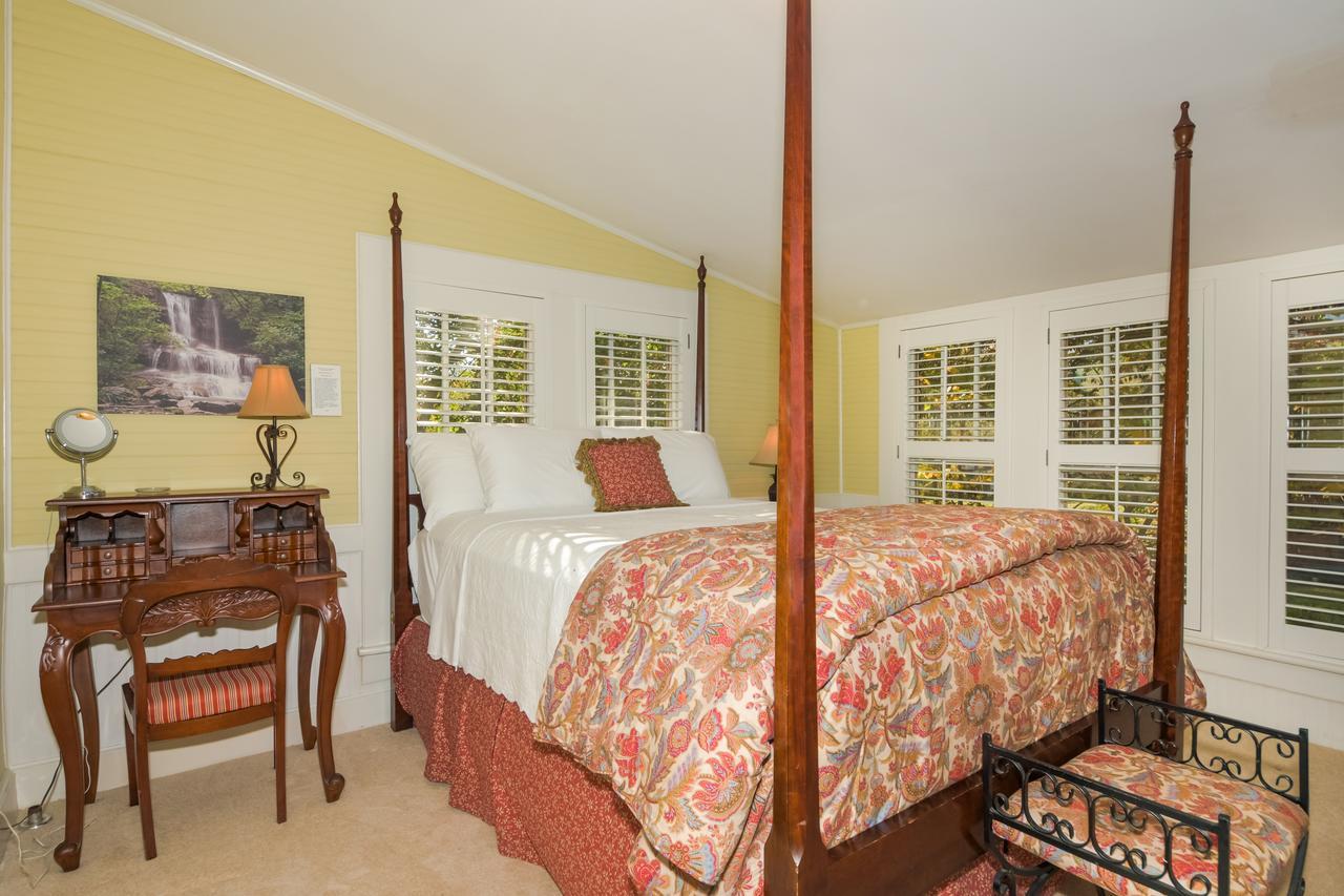Oak Hill On Love Lane Bed And Breakfast Inn Waynesville Buitenkant foto