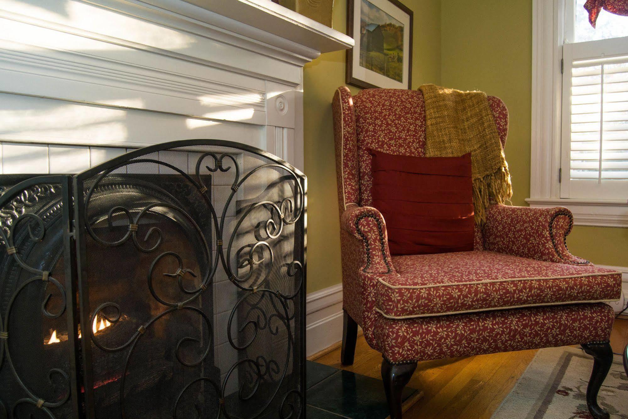 Oak Hill On Love Lane Bed And Breakfast Inn Waynesville Buitenkant foto