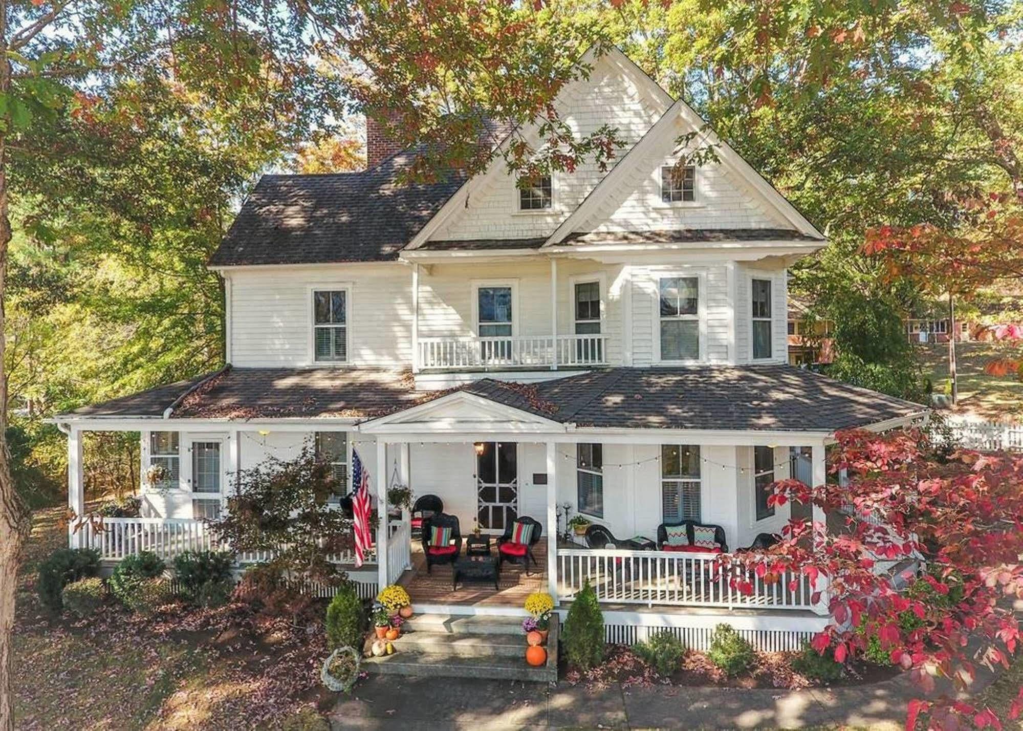 Oak Hill On Love Lane Bed And Breakfast Inn Waynesville Buitenkant foto